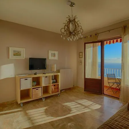 Studio Ajaccio, 1 Piece, 2 Personnes - Fr-1-61-562 Ajaccio (Corsica)